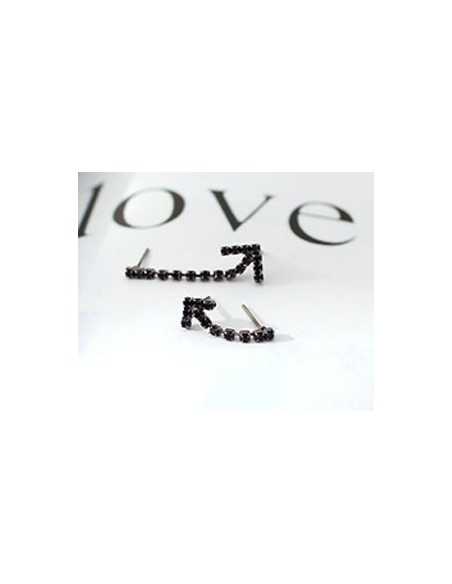 [BO03] Unique Cubic Arrow earrings
