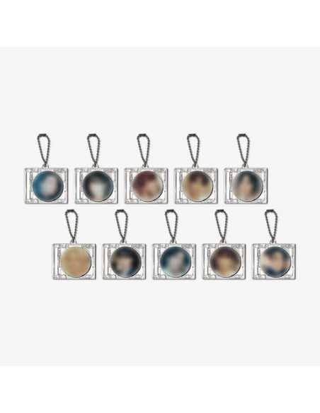 TREASURE 3RDMAGAZINE Goods - CIRCLE PHOTOCARD KEYRING