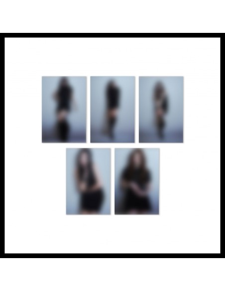 MEOVV JAPAN POP-UP STORE Goods - PHOTO