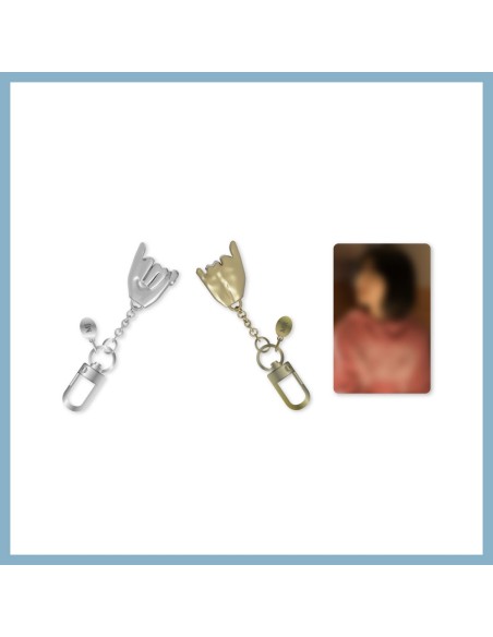 Our Unwritten Seoul Pop-Up Goods - METAL KEYRING & PHOTOCARD SET