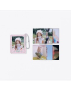YUQI Motivation POP-UP Goods - PHOTO FRAME KEYRING