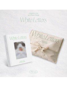 [Pre Order] CHUEI LI YU 1st PHOTOBOOK [WHITE LETTERS] (TO...