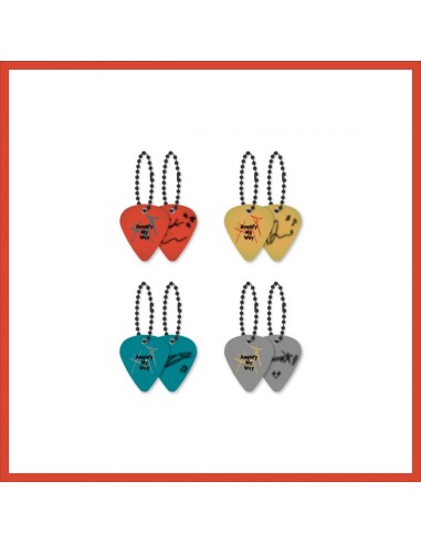 AxMxP Amplify My Way Goods - GUITAR PICK KEYRING