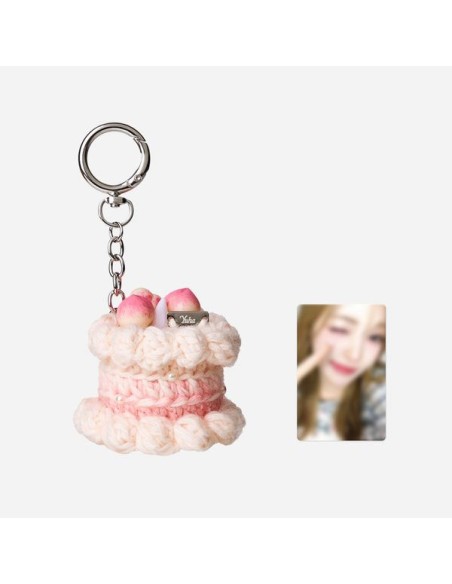 [Pre Order] YUHA 2026 ARTIST BIRTHDAY CROCHET MINI CAKE KEYRING