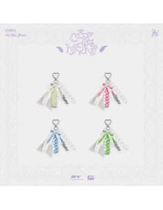 QWER CEREMONY Goods - GRADUATION KEYRING