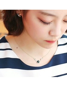 [AS32] V Line Star Necklace