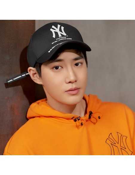 EXO X MLB New Crew - Cool Field Street Calligraphy Curve Control Cap Black